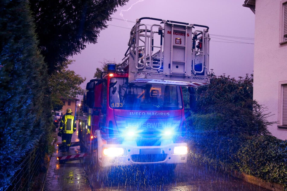 In Wangen im Allgäu hatte die Feuerwehr am Donnerstag alle Hände voll zu tun. (Symbolbild)