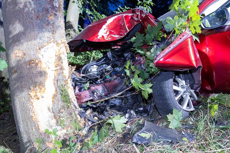 Am Sonntagmorgen verunfallte ein Mazda in Freiberg.