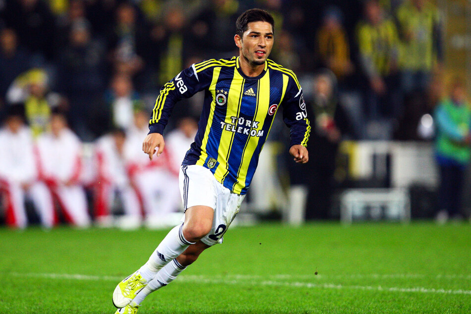 Sezer Öztürk (35) wurde in Deutschland geboren und fußballerisch ausgebildet, spielte später aber vor allem in der türkischen Süper Lig, unter anderem bei Fenerbahce Istanbul.