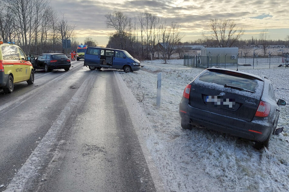 Audi kracht in Unfallstelle: Ein Schwerverletzter auf der S71!