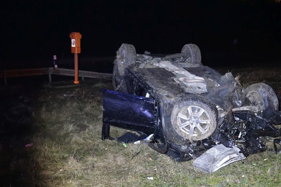 Unfall A5: BMW-Crash auf A5: Drei junge Männer bei schwerem Unfall verletzt