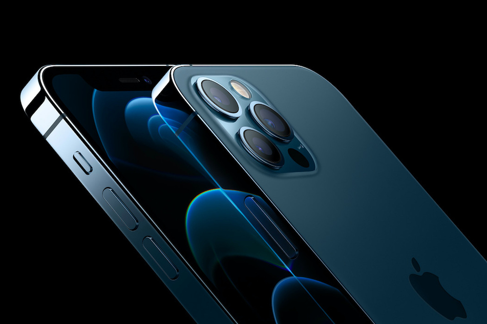 Dieses von Apple zur Verfügung gestellte Foto zeigt das iPhone 12 Pro, das zusammen mit dem iPhone 12 Pro Max von dem Unternehmen vorgestellt wurde.