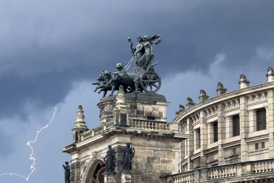 In der Altstadt waren Blitze zu sehen.