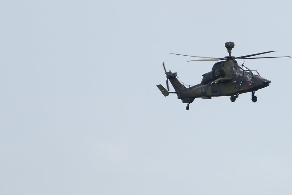 Kampfhelis im Tiefflug: Hier kann es kommende Woche nachts lauter werden