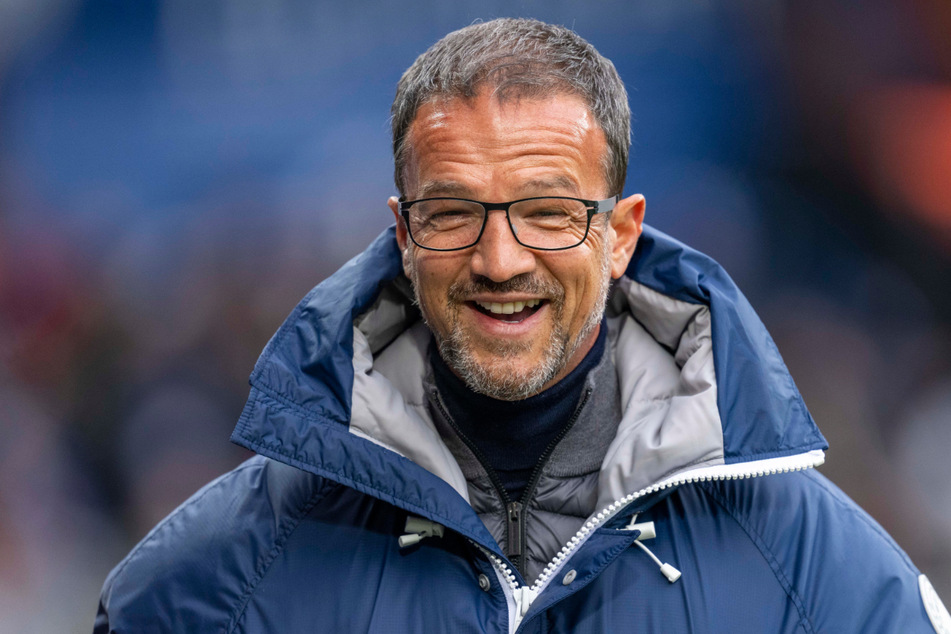 Ex-Hertha-Manager Fredi Bobic (51) könnte seine Platzierung womöglich mit Humor nehmen.
