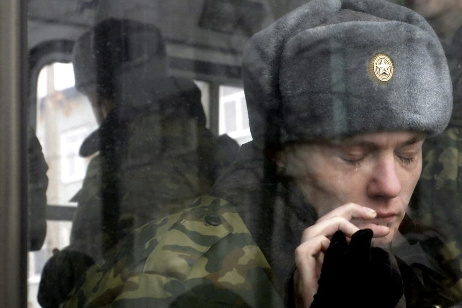 Mann zündet sich aus Verzweiflung über Einberufung zum Ukraine-Krieg selbst an