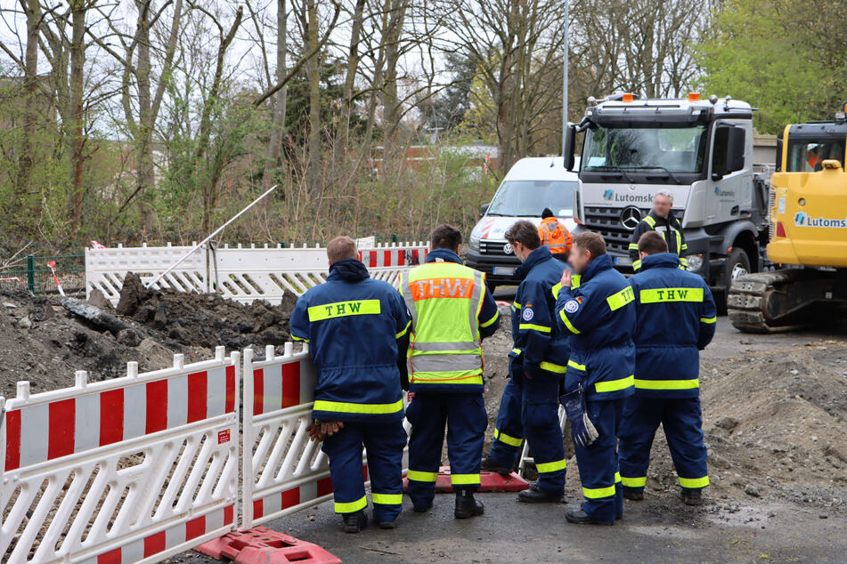 Unter anderem war am Donnerstag das Technische Hilfswerk in Neuss im Einsatz.