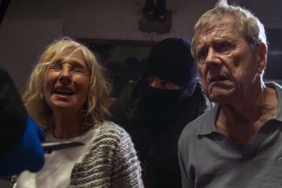 Die Räuber überfielen das Ehepaar im Januar 2023 in Düsseldorf-Wittlaer auf brutalste Weise.