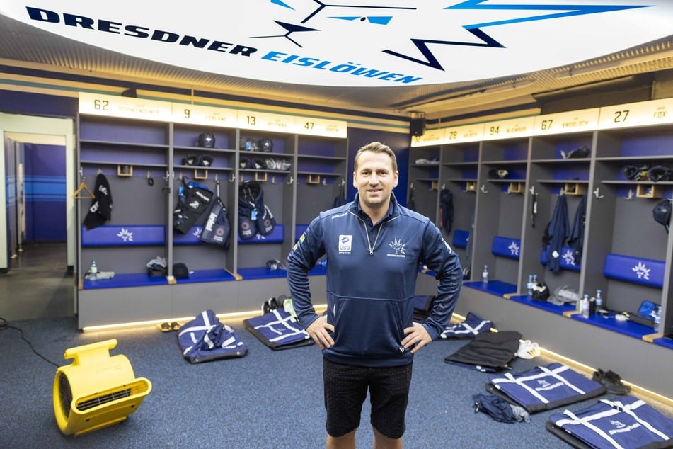 In der Kabine und bei den Ausländerpositionen hat Jens Baxmann (41) noch Platz. Aber den Top-Goalie hat er noch nicht.