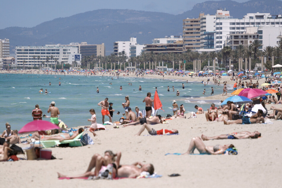 Die Reiselust der Menschen in Deutschland ist nach zwei Pandemie-Jahren groß. Der Sommerurlaub dürfte allerdings stärker ins Geld gehen als im vergangenen Jahr.