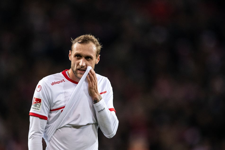 Marcel Risse (31) vom 1. FC Köln spielt noch bis Ende des Monats auf Leih-Basis für Viktoria Köln. Der Drittligist will den Mittelfeldspieler fest an sich binden.
