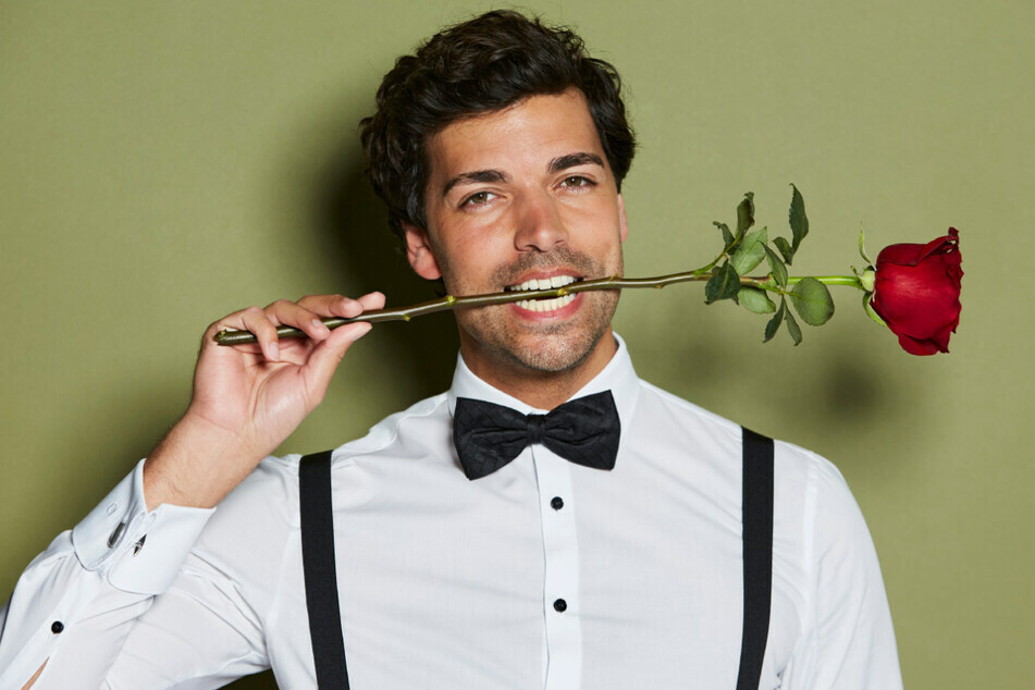 Der Hamburger Leon Knudsen (33) bekam die erste Rose von Bachelorette Maxime.