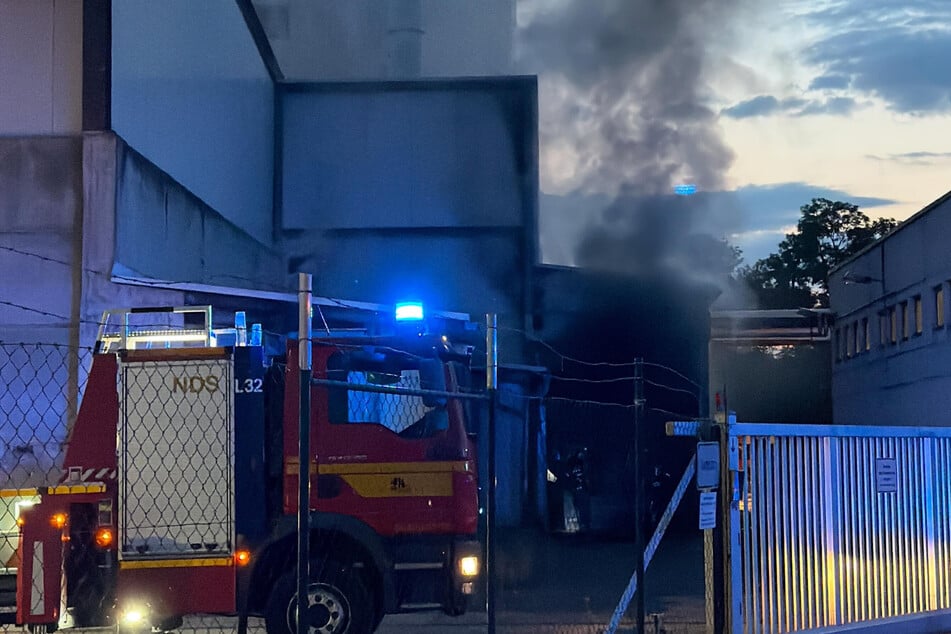 Dieses Bild veröffentlichte die Feuerwehr Dresden auf Threads.