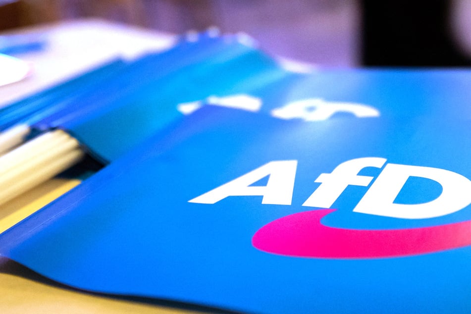 AfD holt 46 Prozent in Sachsen-Anhalt? Umfrage ist ein Fake!