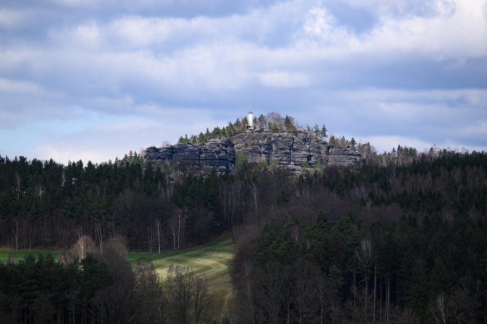 Wegen Wander-App? Touristin verirrt sich am Papststein