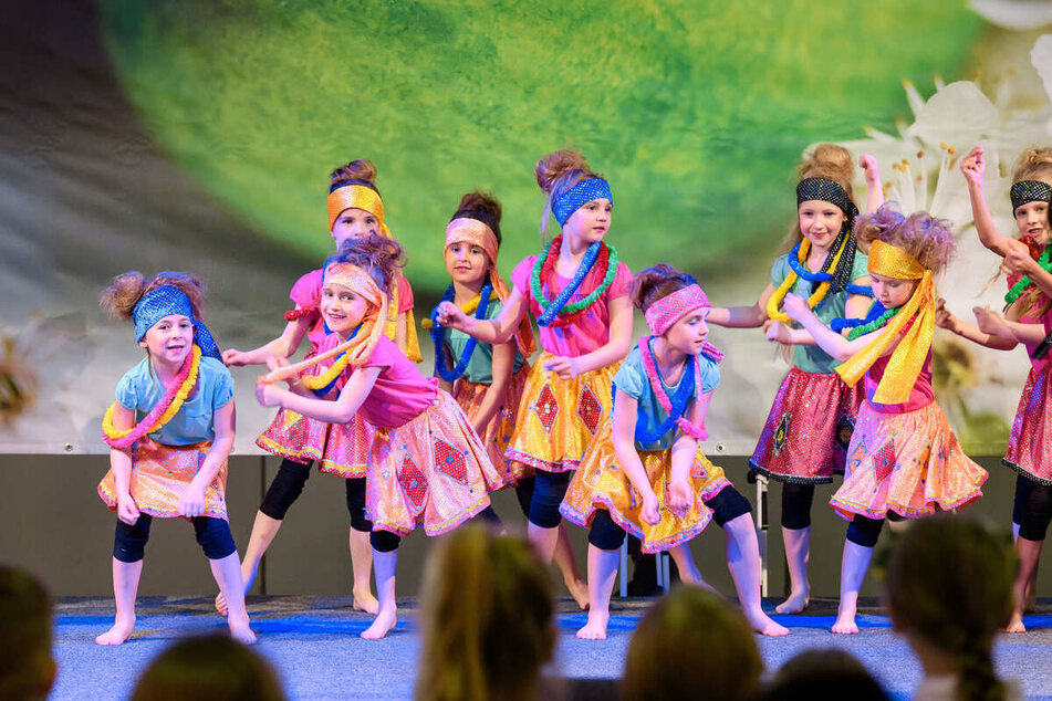 Vzrušující, vtipné a jedinečné show vás uchvátí.