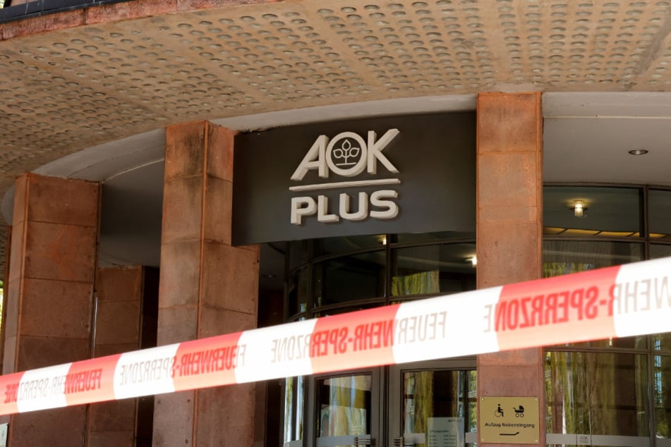 Die AOK-Geschäftsstelle wurde abgeriegelt.