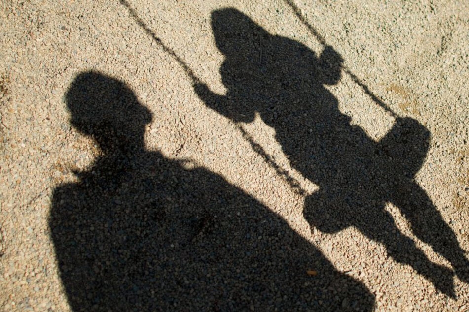 Der Jugendliche (17) sprach die achtjährigen Kinder an. (Symbolfoto)