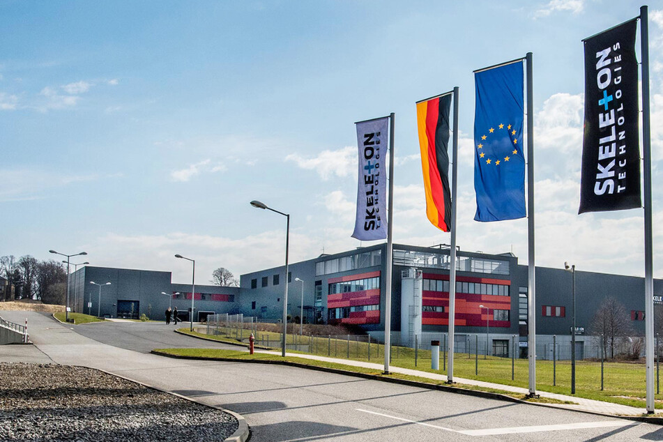 Die Skeleton Technologies GmbH auf der Schücostraße 8 in Großröhrsdorf.