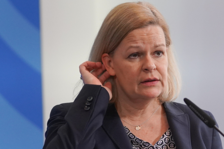 Bundesinnenministerin Nancy Faeser (51, SPD) sprach sich gegen einen Verteilungsschlüssel für Ukraine-Flüchtlinge aus.