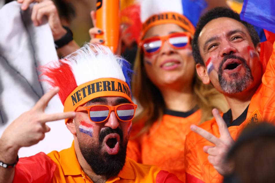 Die Oranje-Fans sind bereit für das zweite Gruppenspiel gegen Ecuador.