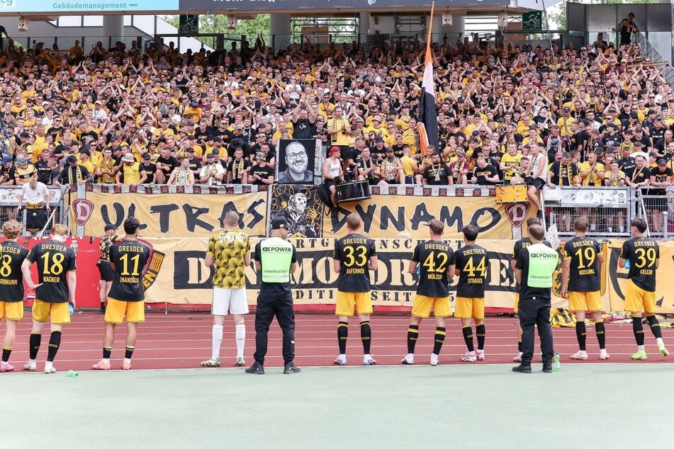 Spieler und Fans von Dynamo Dresden hatten sich den Auftakt in Nürnberg anders vorgestellt.