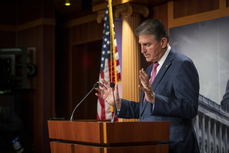 Manchin suggested that White House staff were responsible for the breakdown in negotiations on the Build Back Better Act.