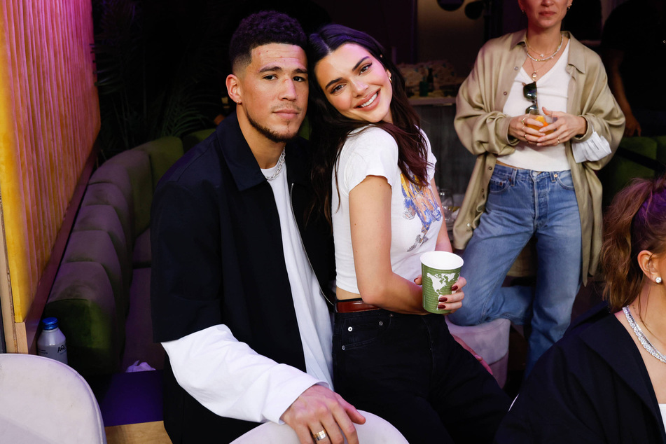 Kendall Jenner (r.) and Devin Booker are sparking reunion rumors, but are the two formally back together?