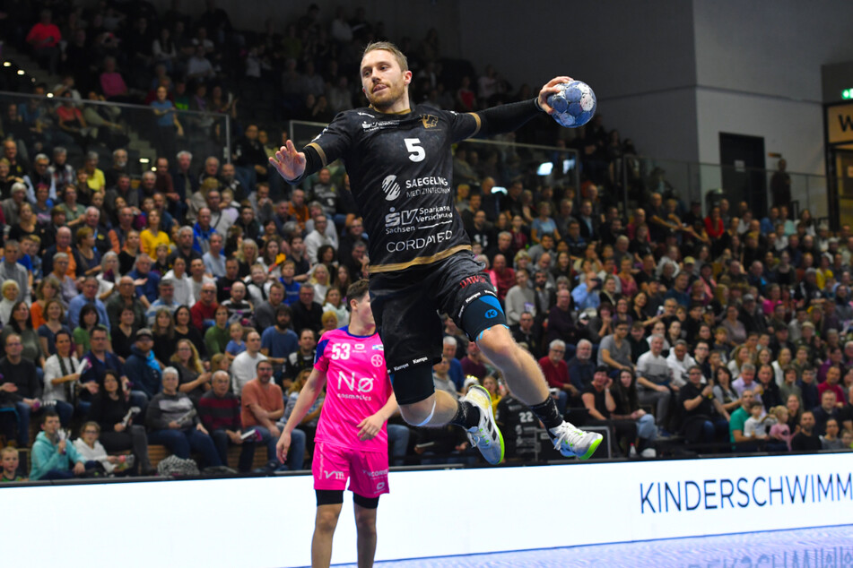 Der nächste Sprung in den Heimspieltag gibt's am Freitag (6.12.) um 19 Uhr gegen den TV Großwallstadt.