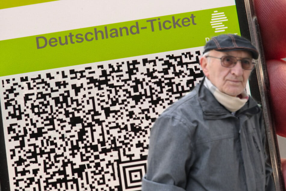 Deutschlandticket nur digital: Verkaufsstart sorgt bei Chemnitzer Senioren für Frust