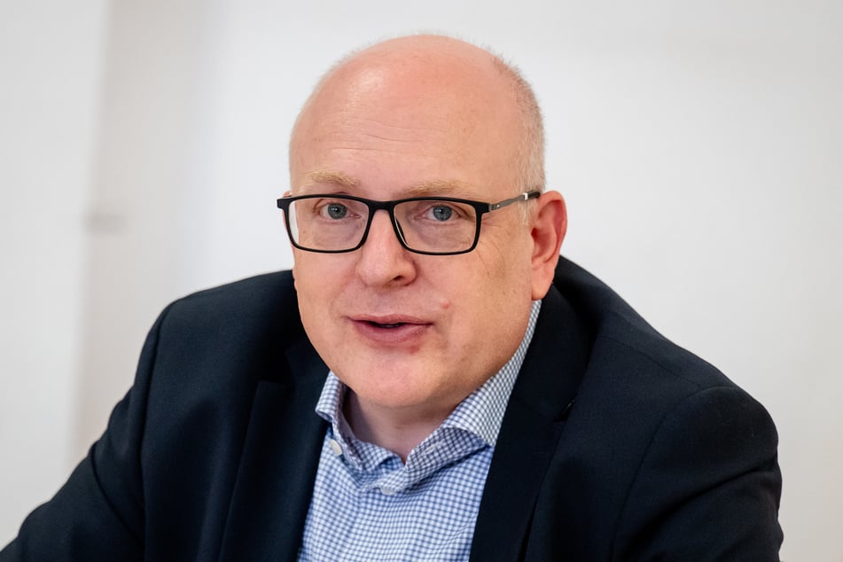 OB Sven Schulze (54, SPD) hat im Uber-Taxi-Streit eine klare Haltung.