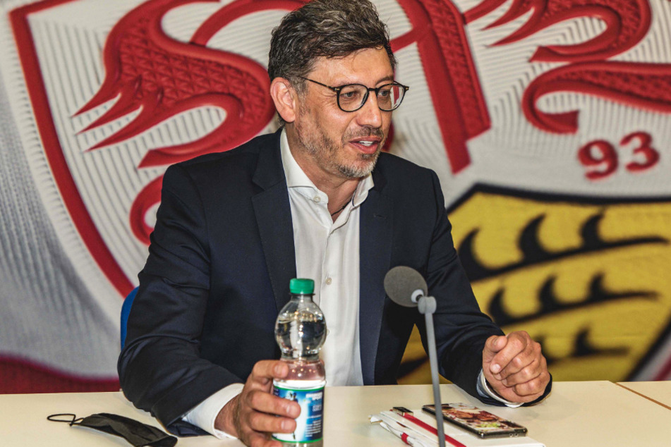 Nach Präsident Claus Vogt (51) könnte der VfB häufiger ein wichtiges Zeichen wie mit dem Regenbogentrikot setzen.