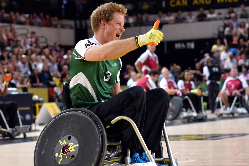 2014 probierte Prinz Harry (38) selbst Rollstuhl-Rugby aus und hatte sichtlich Spaß dabei.