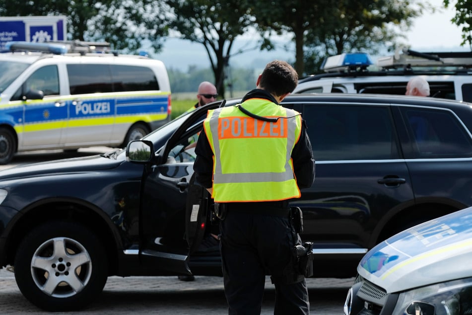 Autofahrer mit Heroin im Wert von halber Million Euro auf A7 unterwegs!