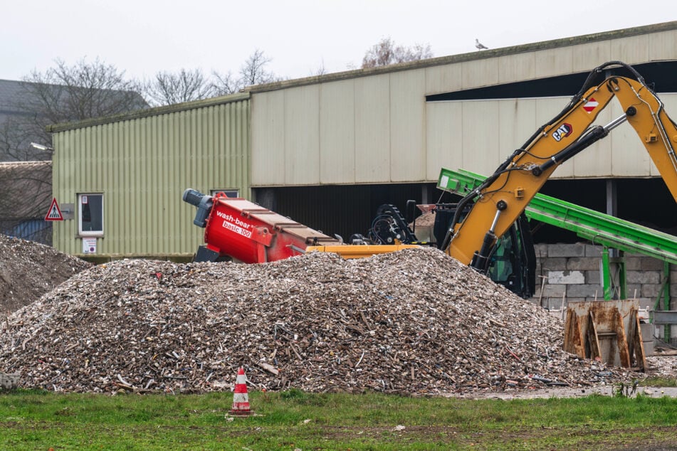 Ein Mitarbeiter soll den Säugling beim Sortieren von Müll gefunden haben.