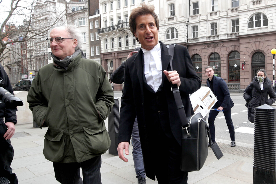 David Sherborne (r.), der Anwalt von Johnny Depp, kommt am Gerichtshof an.