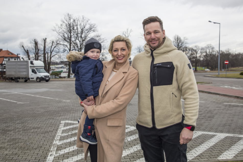 Fuhren am gestrigen Freitag aus Aue nach Polen in den Urlaub: Oliver Illert (38), Ehefrau Susan Schminde (37) und Sohn Julius (2).