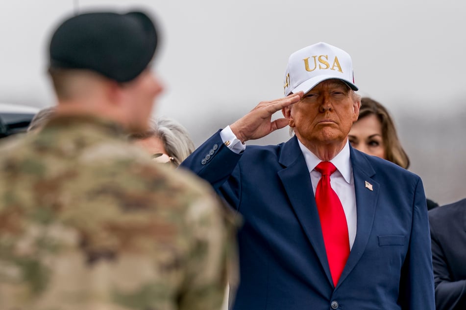 US-Präsident Donald Trump (79) kündigt neue Iran-Angriffe an.