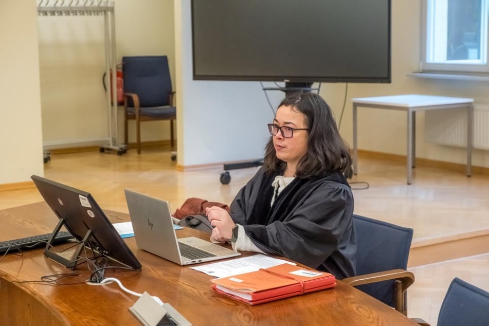 Staatsanwältin Linda Ullmann verlas am Donnerstag die Anklageschrift.