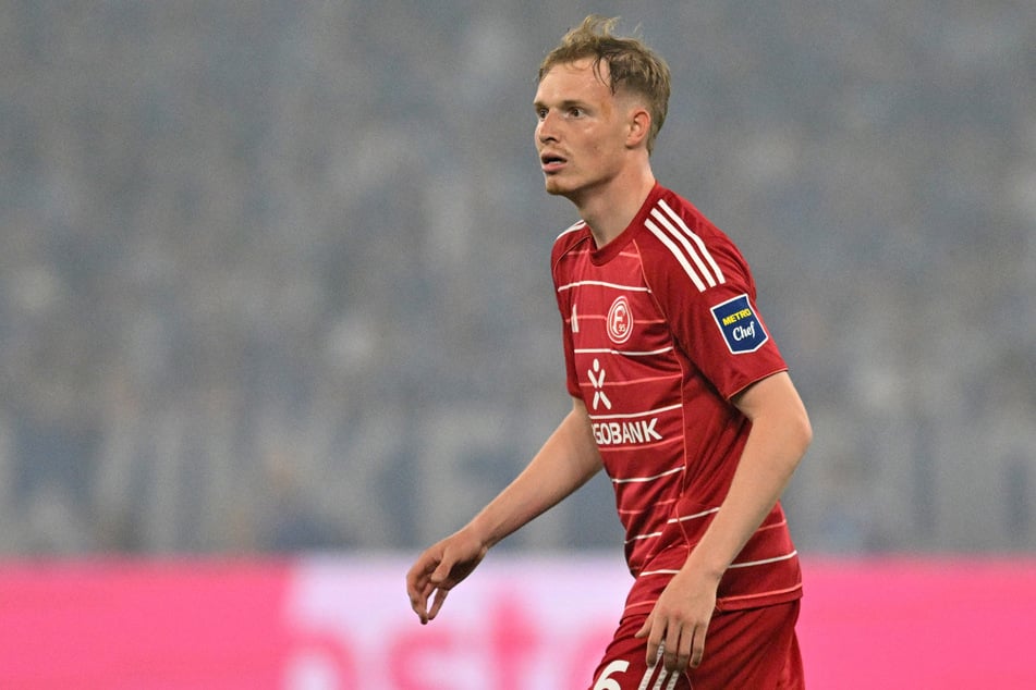 Der defensive Mittelfeldspieler Tim Breithaupt (24) soll im Visier von Dynamo Dresden stehen.