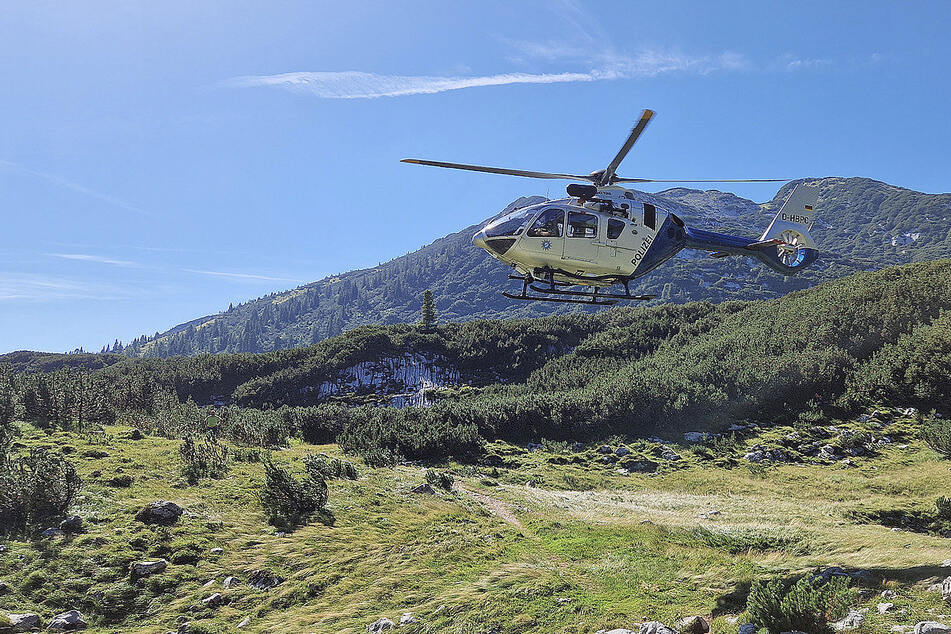 Tragödie bei Bergtour in Bayern: 49-Jährige bricht zusammen und stirbt