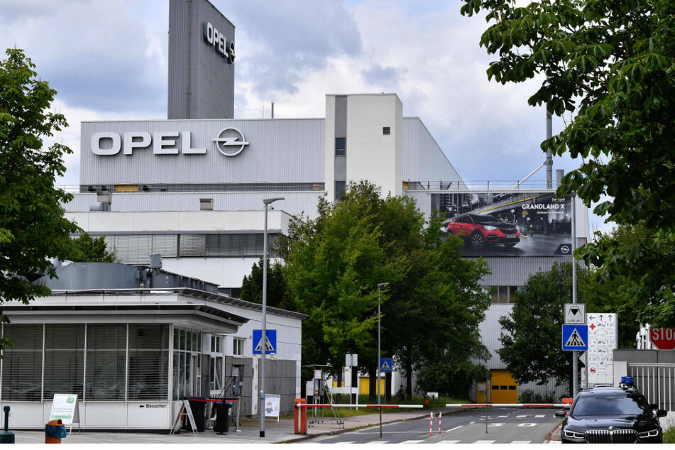 Zurzeit steht im Opelwerk Eisenach die Produktion still.