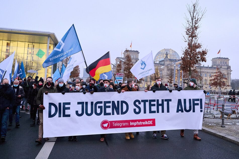 Die Jugendorganisation der AfD bei einer Demo in Berlin im Jahr 2021.