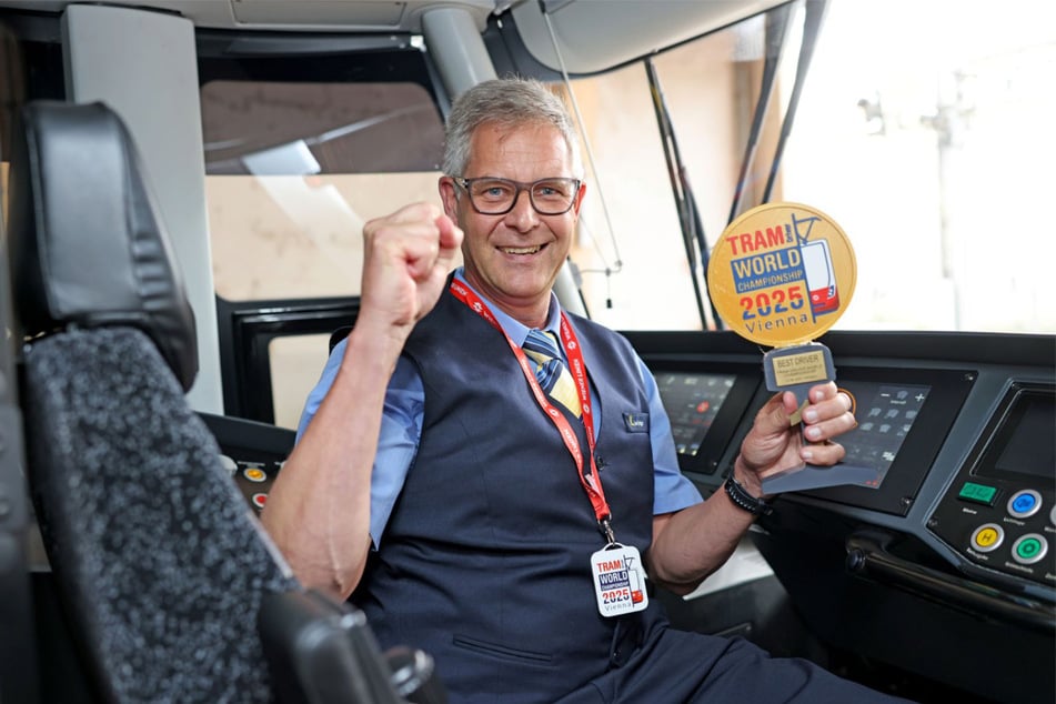 Schon als Kind wollte Langkopf immer entweder Bus- oder Straßenbahnfahrer werden. Als Kombifahrer macht er heute beides.