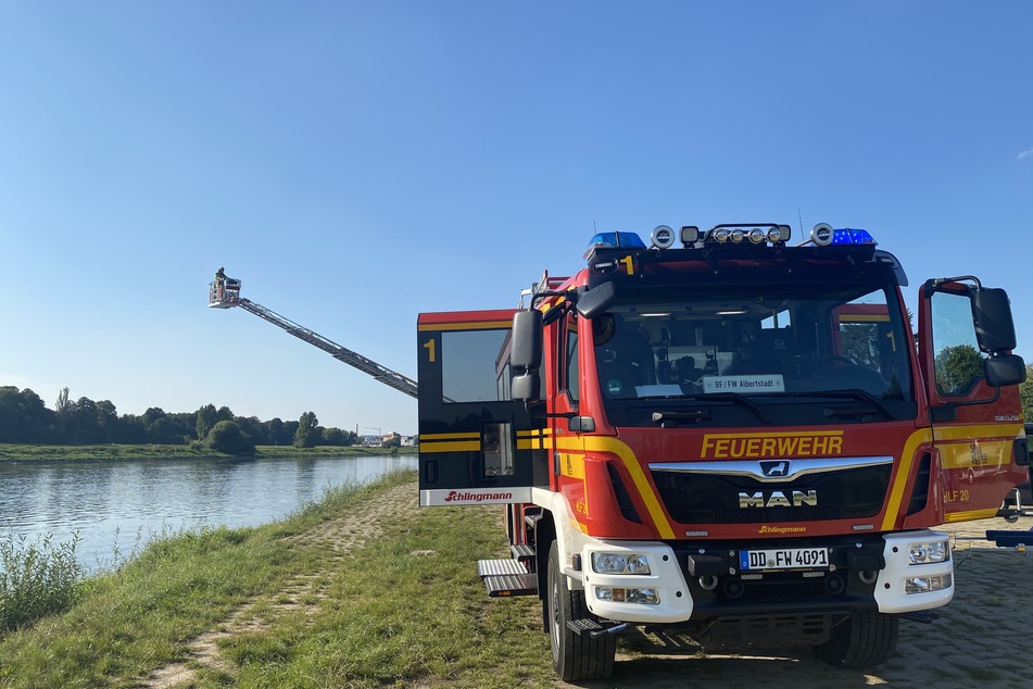 Die Feuerwehr Dresden hat die Suche nach der vermissten Person in der Elbe beendet.