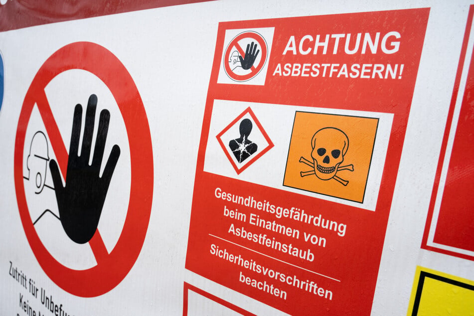 Die Herstellung sowie Verwendung von Asbest ist seit den frühen 1990er Jahren verboten.