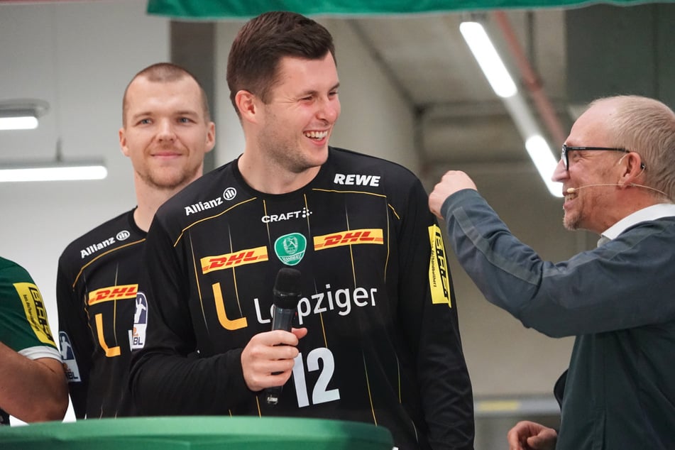 Gute Stimmung bei Leipzigs neuem Torwart-Gespann: Tomas Mrkva (37, l.) und Neuzugang Anadin Suljakovic (28, r.).