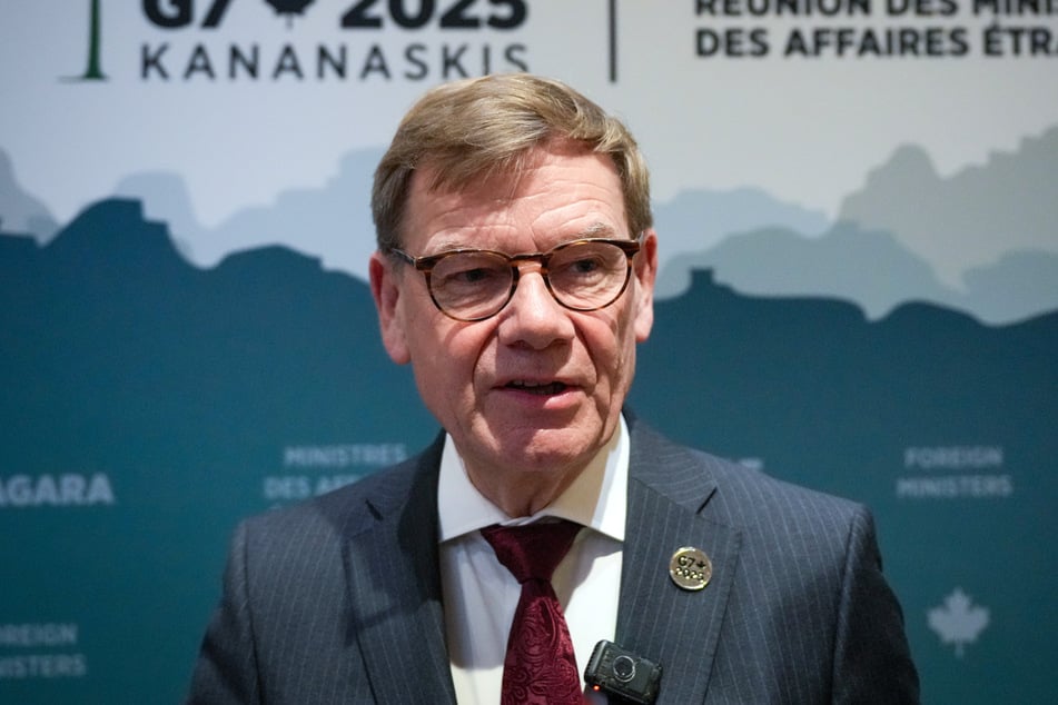 Außenminister Johann Wadephul (62, CDU) ist für die rasche Absicherung des Nahost-Friedensplans für den Gazastreifen.