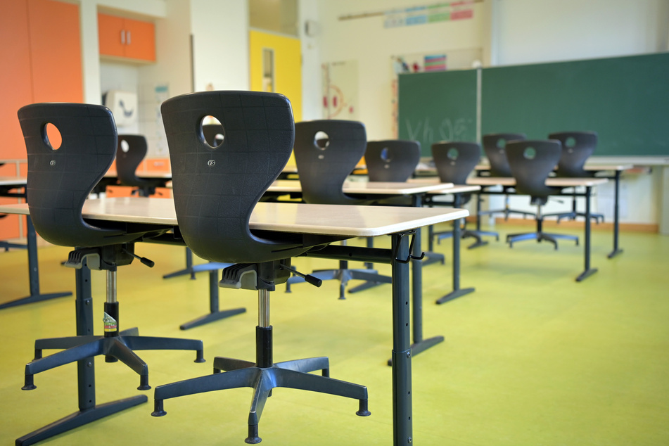 Die Sekundarschule Landsberg schließt bis zu den Sommerferien. Grund sind mehrere Infektionen mit der Delta-Variante. (Symbolbild)