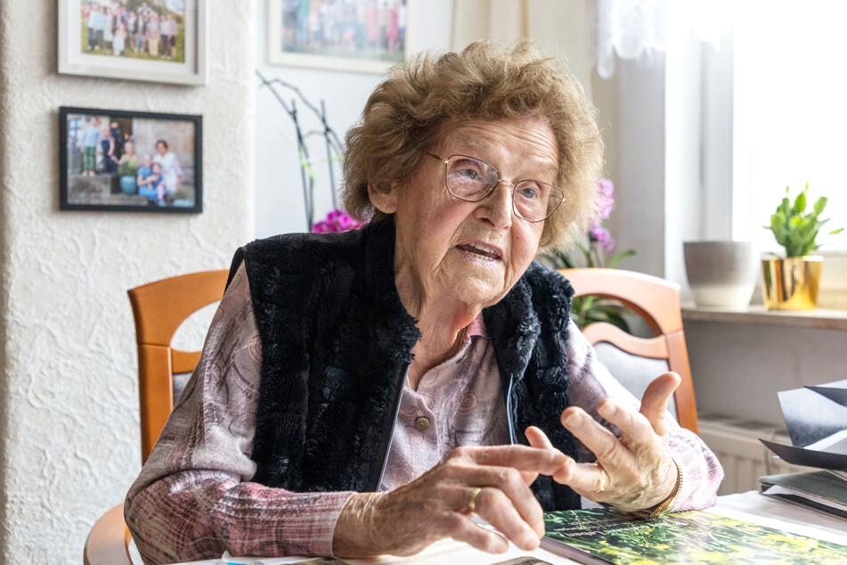 Erna Hädrich (96) lebt seit 1956 in Dresden, freut sich heute über ihre große Familie mit sieben Urenkeln.